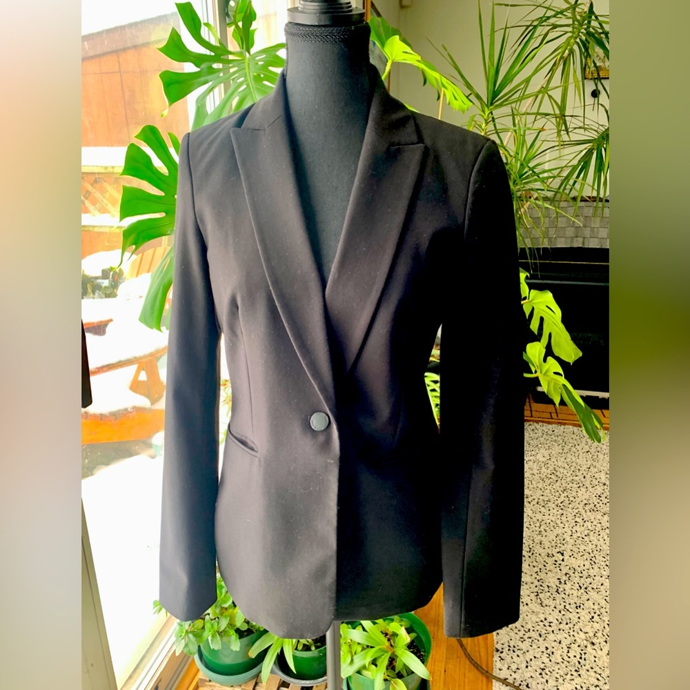 Calvin Klein black blazer